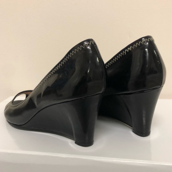 Salvatore Ferragamo Black Patent Open Toe Wedges - Picture 2 of 4